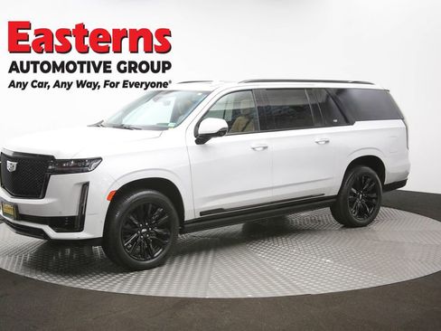 Used 2022 Cadillac Escalade ESV Sport w/ Touring Package image 65