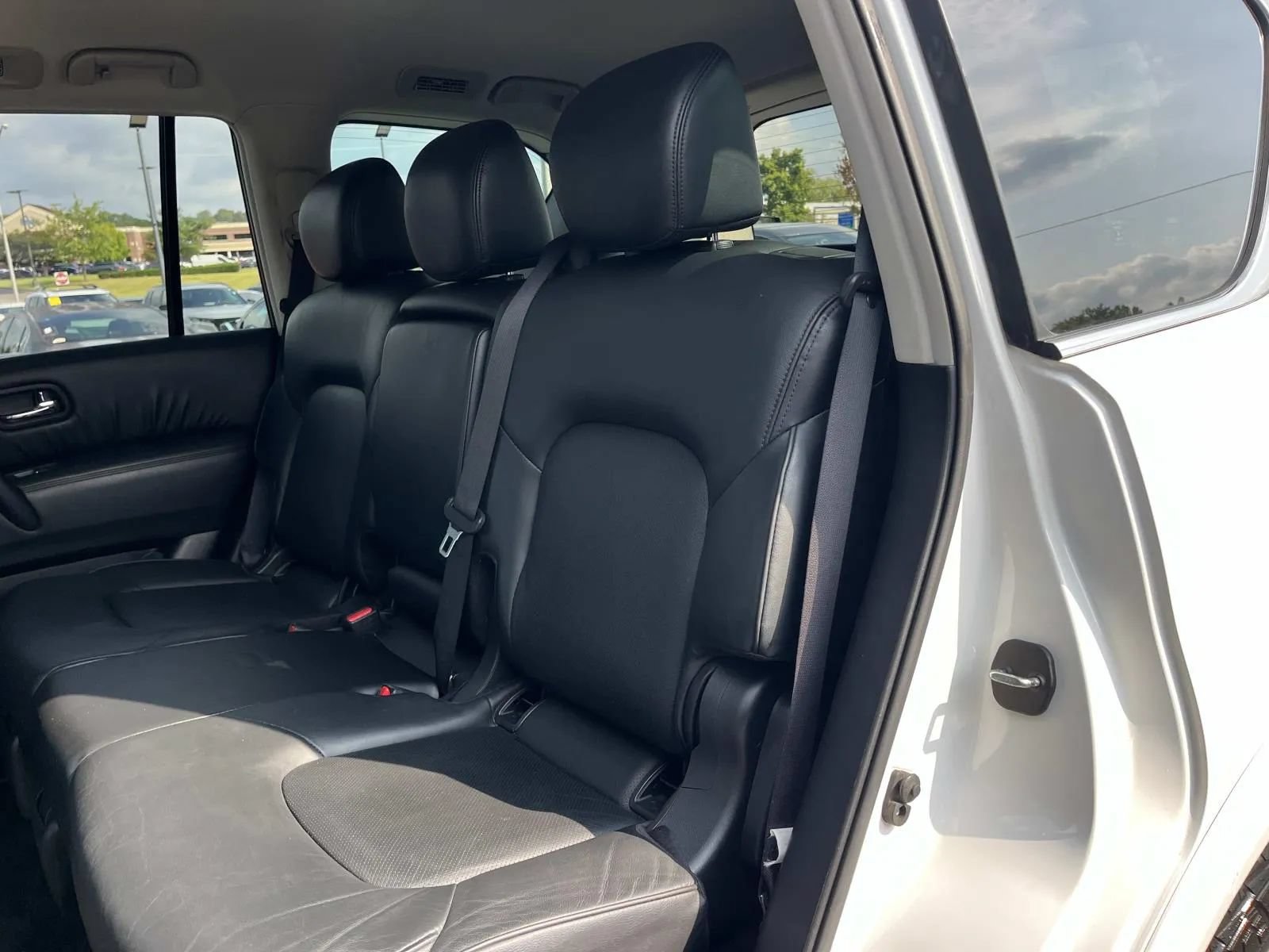 Used 2023 Nissan Armada SL RWD image 24