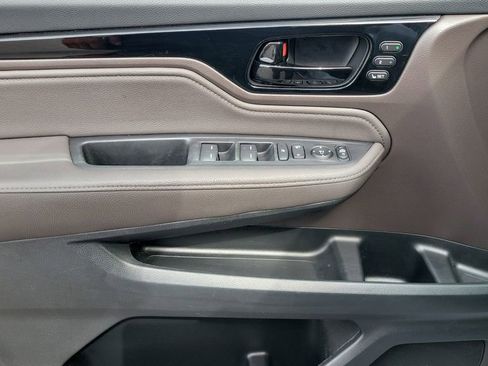 Used 2023 Honda Odyssey Touring image 16