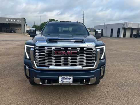 Used 2024 GMC Sierra 2500 Denali w/ Denali Reserve Package image 6