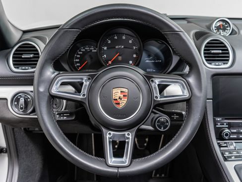 Used 2023 Porsche 718 Boxster GTS RWD image 15