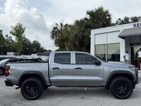 Used 2026 Chevrolet Colorado Trail Boss AWD/4WD image 3