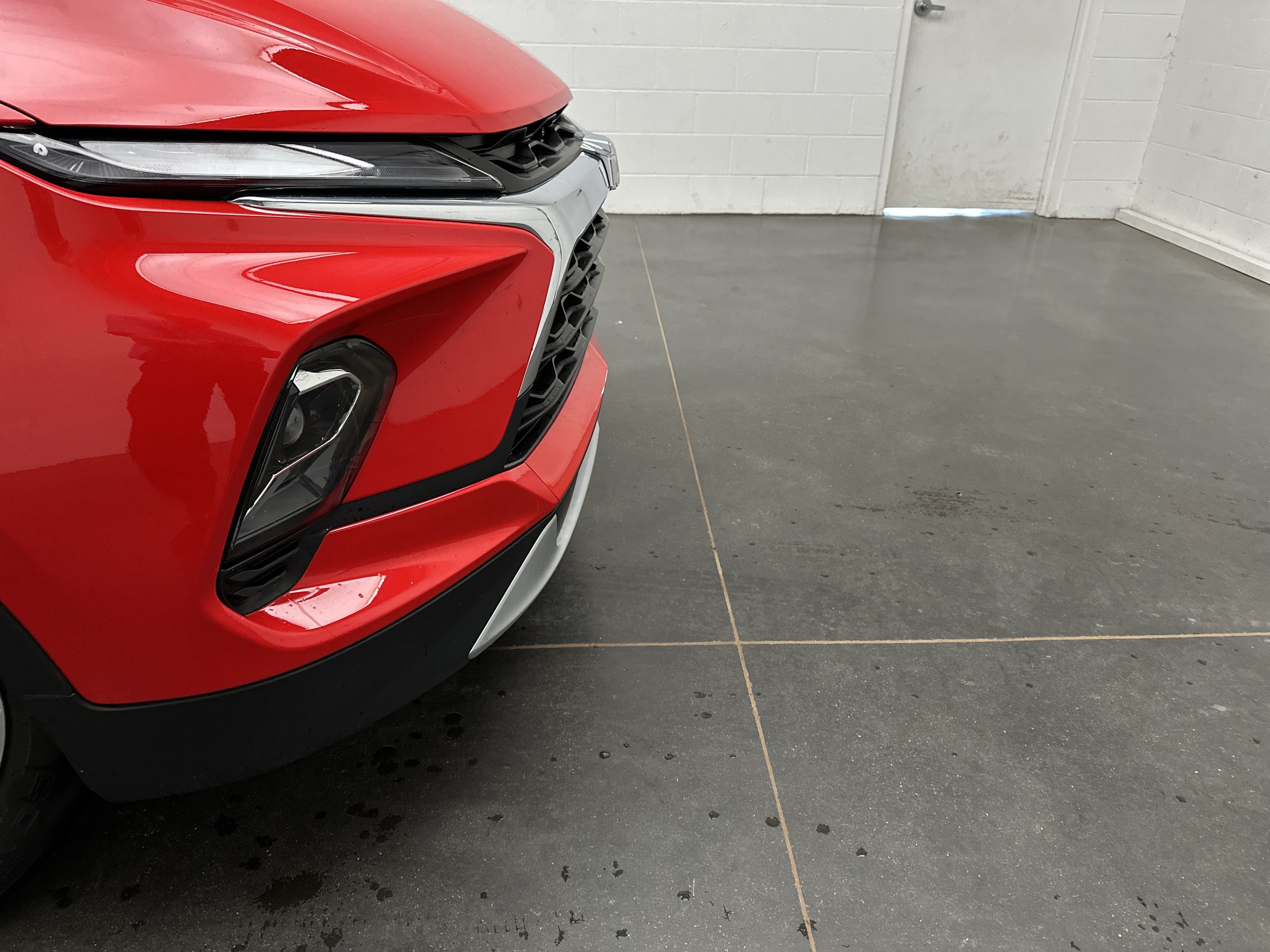 Used 2024 Chevrolet Blazer LT w/ LPO, Floor Liner Package FWD image 2