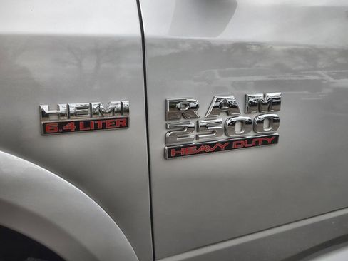 Used 2017 RAM 2500 Laramie image 31