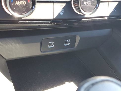 Used 2024 Honda Accord Sport image 29