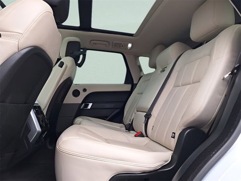 Used 2022 Land Rover Range Rover Sport HSE Silver Edition image 24