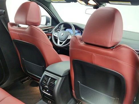 Used 2025 BMW X4 xDrive30i image 28