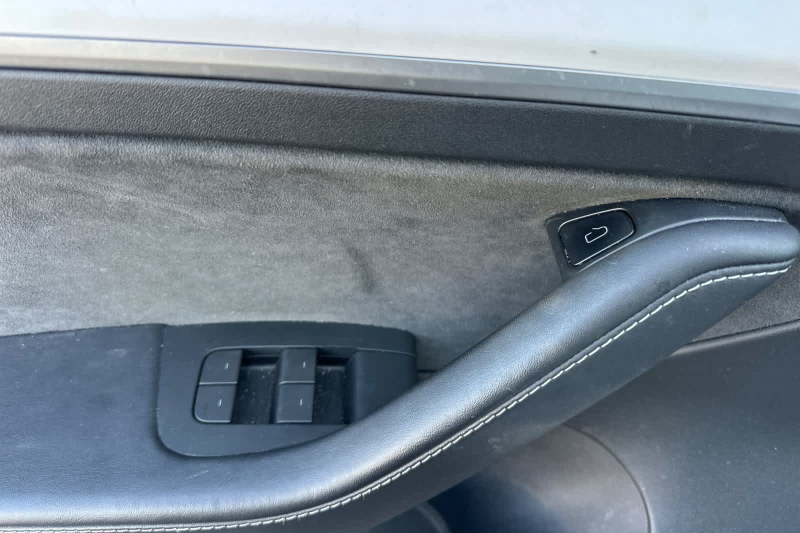 Used 2023 Tesla Model 3 Standard Range RWD image 14