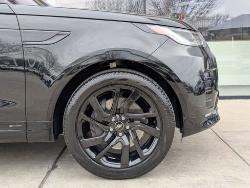 Used 2022 Land Rover Discovery S R-Dynamic image 11