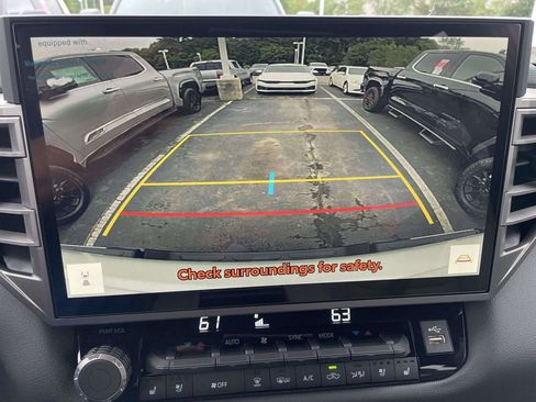 New 2026 Toyota Tundra Limited AWD/4WD image 39