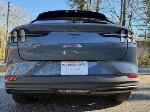 Used 2023 Ford Mustang Mach-E Select image 3