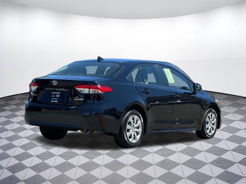 Used 2023 Toyota Corolla LE w/ Carpet Mat Package (TMS) FWD image 8