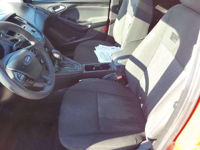 Used 2017 Ford Focus SE FWD image 15