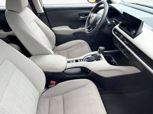 Used 2023 Honda HR-V LX image 15