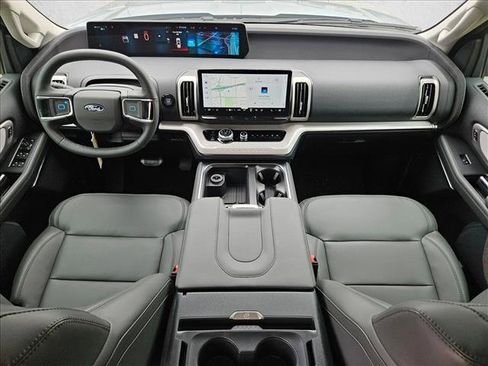 New 2026 Ford Expedition Active RWD image 16