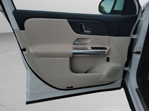 Certified 2026 Mercedes-Benz GLA 250 image 40