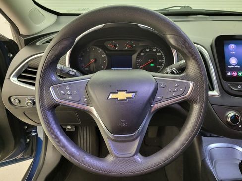 Used 2019 Chevrolet Malibu LT w/ Driver Confidence Package II image 4