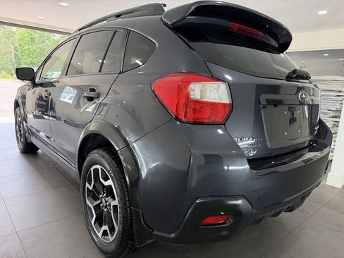 Used 2016 Subaru Crosstrek 2.0i Limited AWD/4WD image 5
