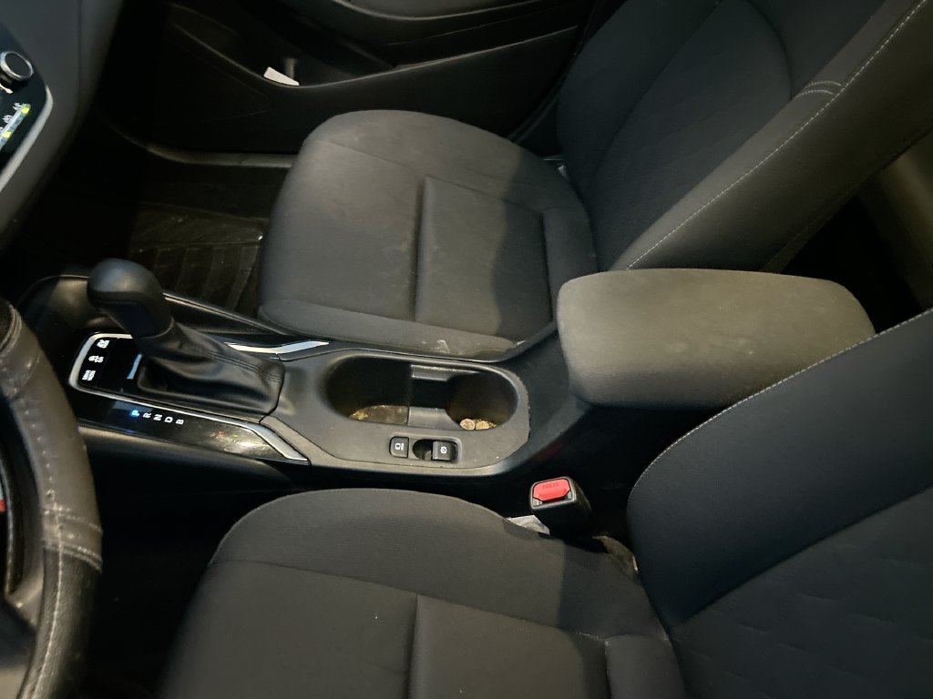 Used 2023 Toyota Corolla LE FWD image 27