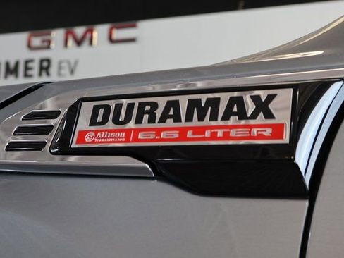 New 2025 GMC Sierra 2500 SLT w/ SLT Premium Package image 10