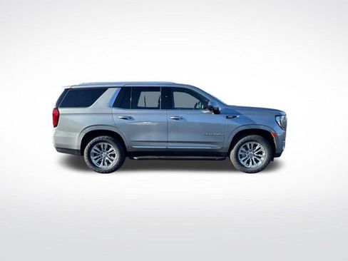 Certified 2024 GMC Yukon SLT w/ SLT Luxury Package image 5