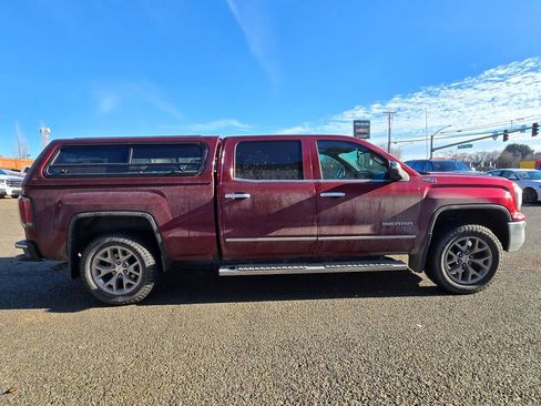 Used 2017 GMC Sierra 1500 SLT w/ SLT Premium Package image 2