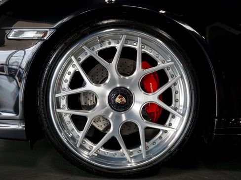 Used 2012 Porsche 911 Carrera 4 GTS AWD/4WD image 40