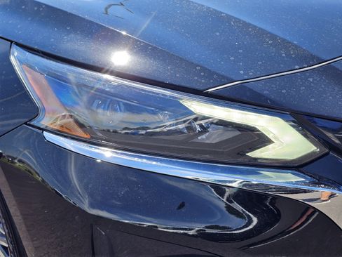 Used 2025 Nissan Altima 2.5 SV FWD image 4