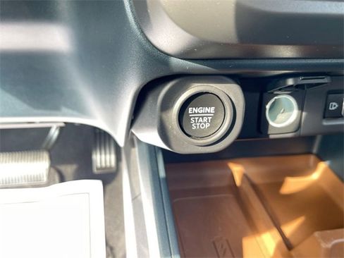 Used 2023 Ford Maverick Lariat w/ Lariat Luxury Package image 17