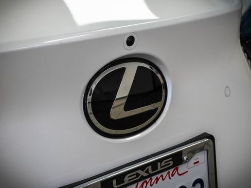 Certified 2024 Lexus RZ 300e Premium w/ Accessory Package (2T) FWD image 28