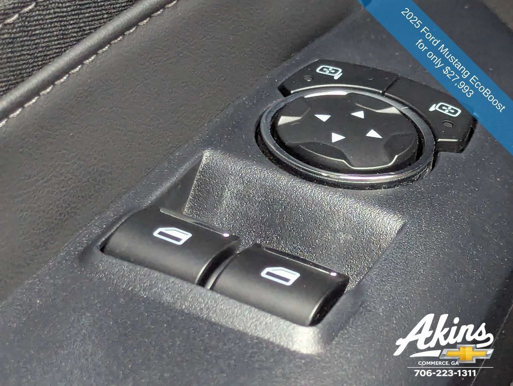 Used 2025 Ford Mustang Coupe RWD image 21