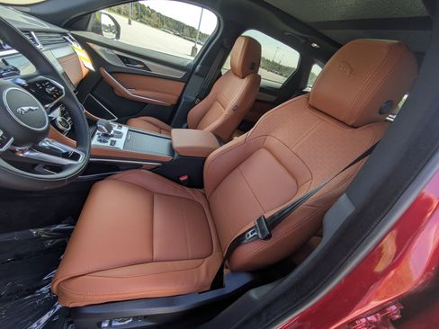 New 2026 Jaguar F-PACE R-Dynamic S image 20