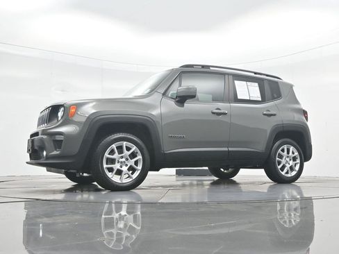 Used 2021 Jeep Renegade Latitude w/ Luxury Group I AWD/4WD image 27