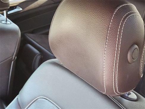 Used 2019 Mercedes-Benz GLS 450 4MATIC image 10