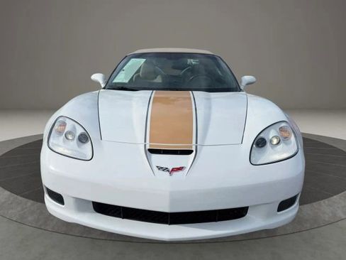 Used 2012 Chevrolet Corvette Grand Sport w/ 3LT Preferred Equipment Group RWD image 8