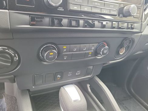 New 2026 Nissan Frontier SV w/ Tow Package AWD/4WD image 27