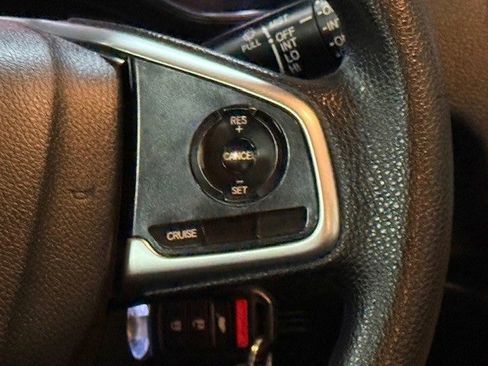 Used 2019 Honda CR-V LX image 25