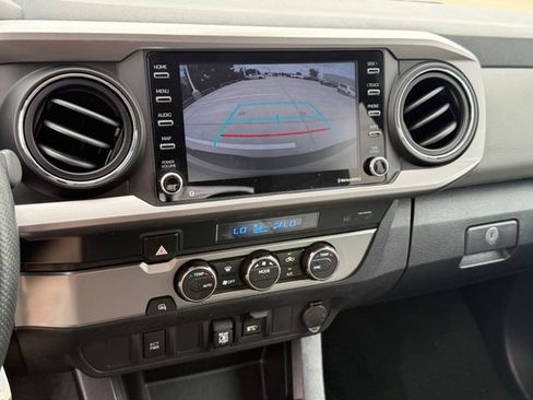 Used 2021 Toyota Tacoma SR5 RWD image 16