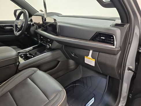 New 2026 Chevrolet Tahoe Premier image 30