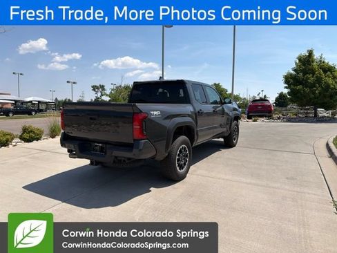 Used 2025 Toyota Tacoma TRD Off-Road w/ TRD Off Road Premium Package AWD/4WD image 7