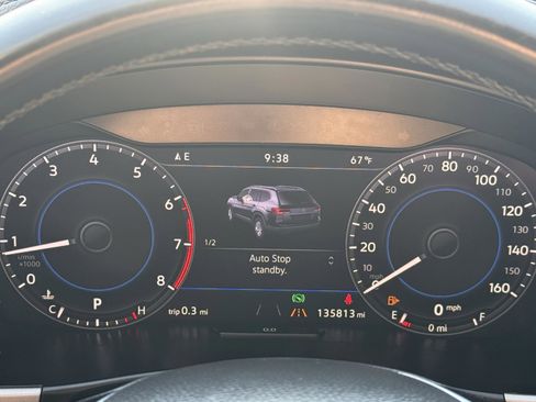 Used 2018 Volkswagen Atlas SEL Premium image 16