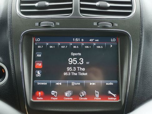 Used 2019 Dodge Journey SE FWD image 10