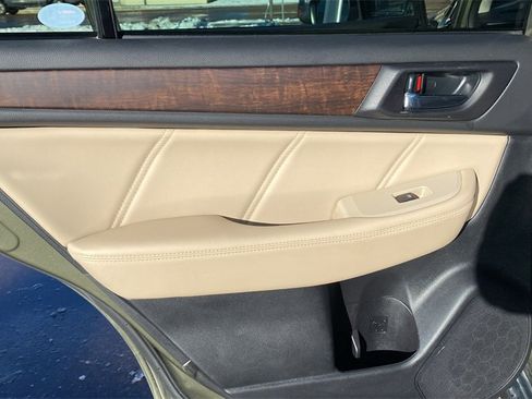Used 2019 Subaru Outback 2.5i Limited image 12