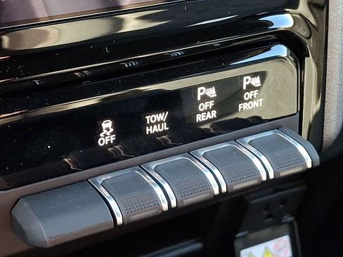 New 2026 RAM 2500 Tradesman AWD/4WD image 15