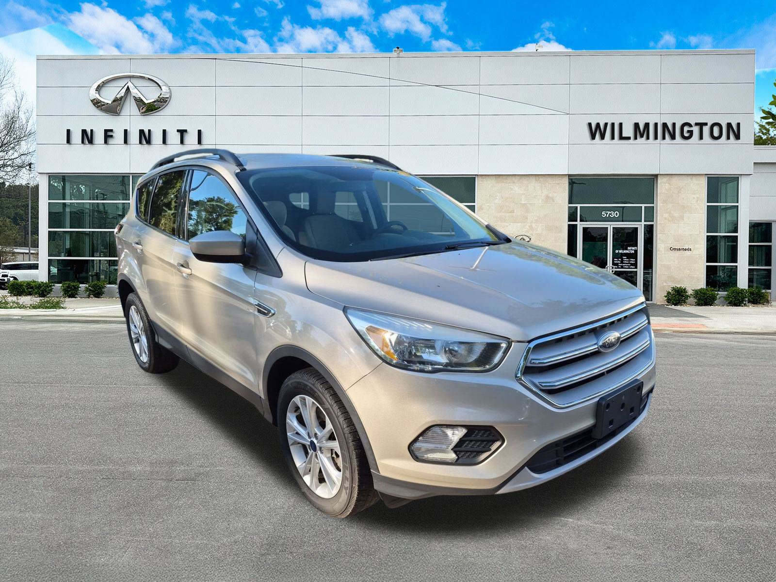 Used 2018 Ford Escape SE AWD/4WD image 1