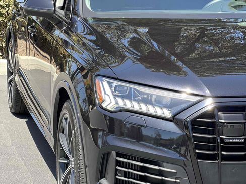 Used 2020 Audi Q7 3.0T Prestige AWD/4WD image 32