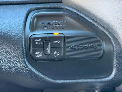 Used 2020 RAM 2500 Big Horn w/ Level 2 Equipment Group image 22