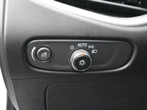 Used 2024 Chevrolet Malibu LT FWD image 16