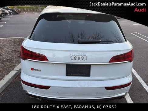Used 2024 Audi SQ5 Premium Plus w/ Premium Plus Package image 5