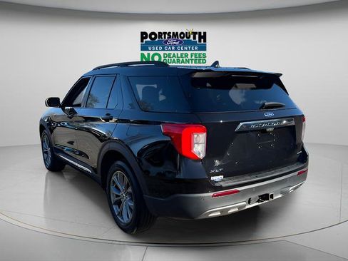 Used 2022 Ford Explorer XLT w/ Equipment Group 202A AWD/4WD image 25